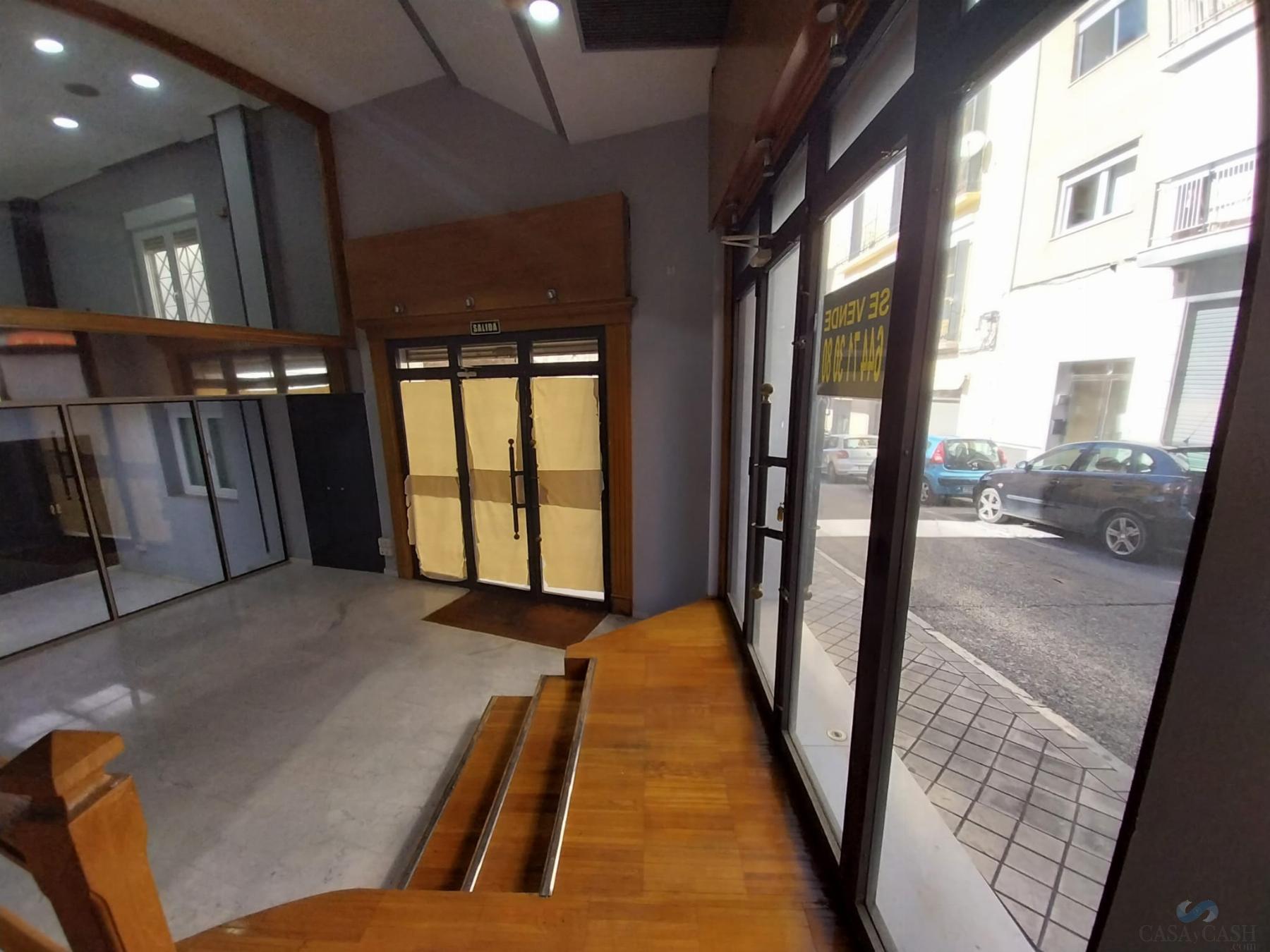 De vânzare din spații comerciale în Granada