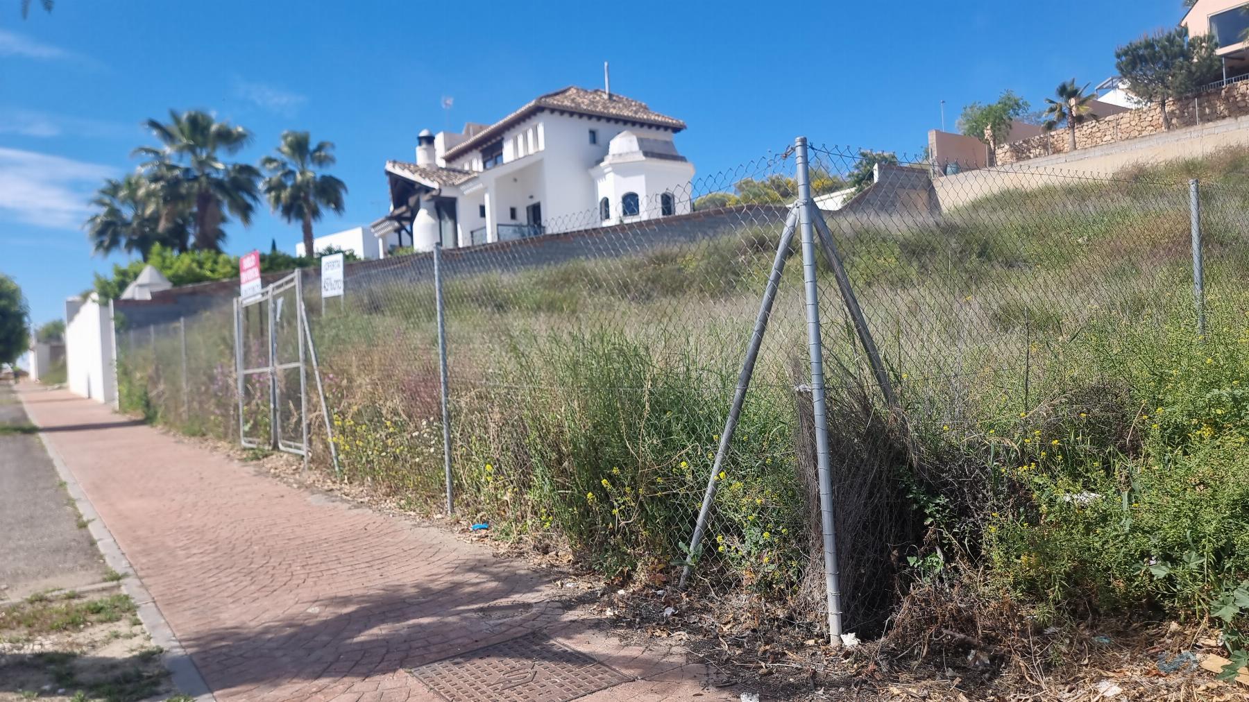 For sale of land in Las Gabias