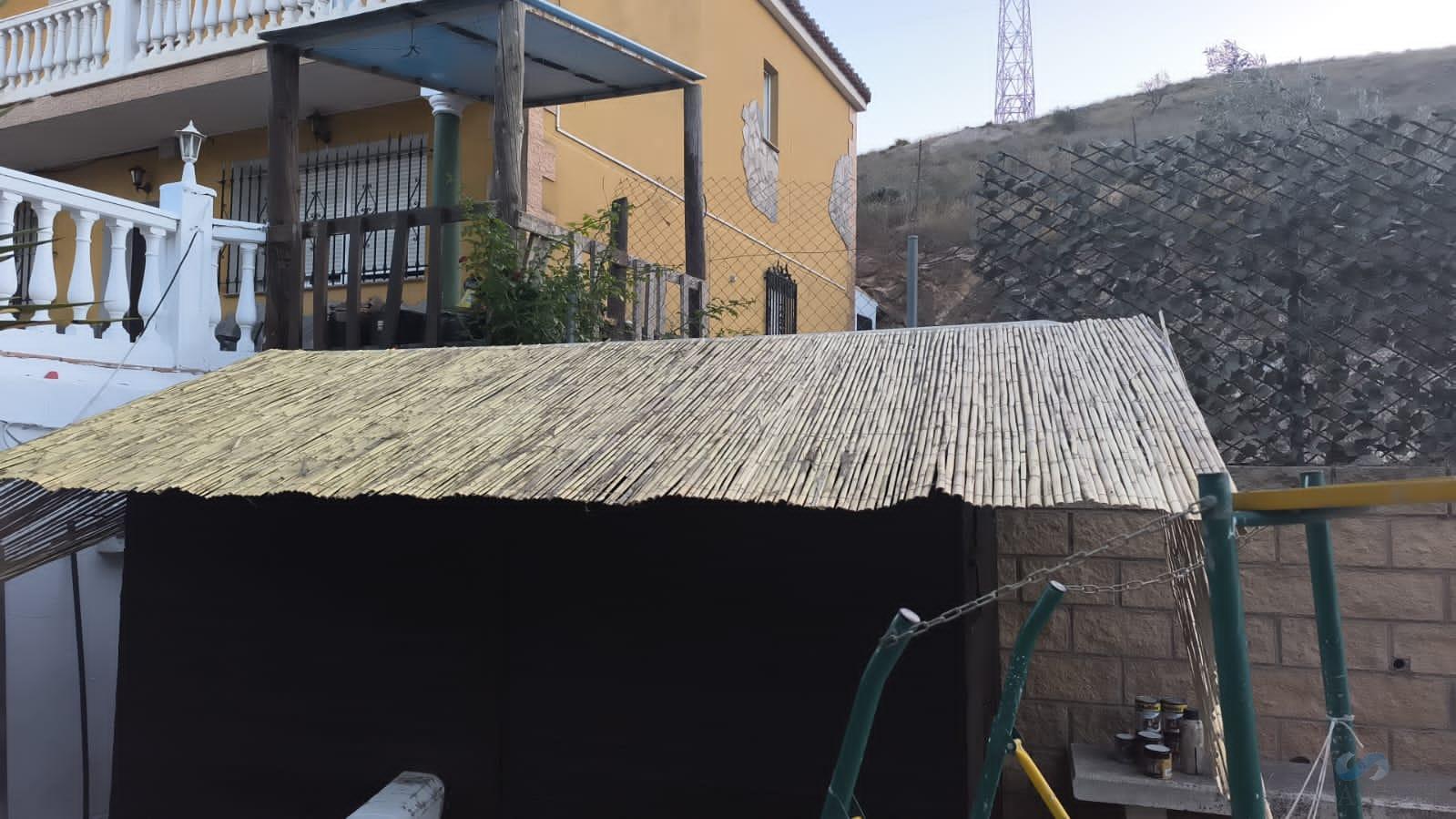 Venta de edificio en Padul