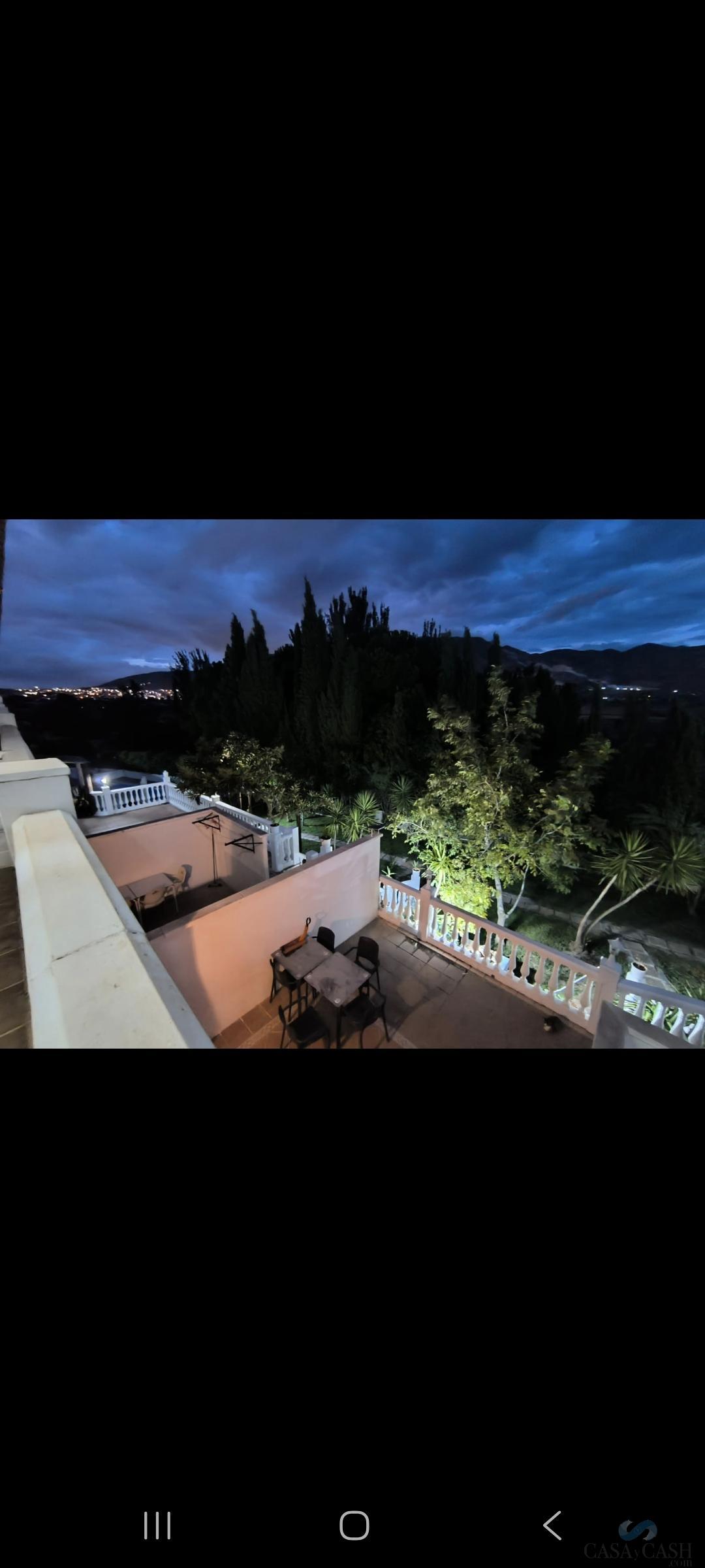 Venta de edificio en Padul