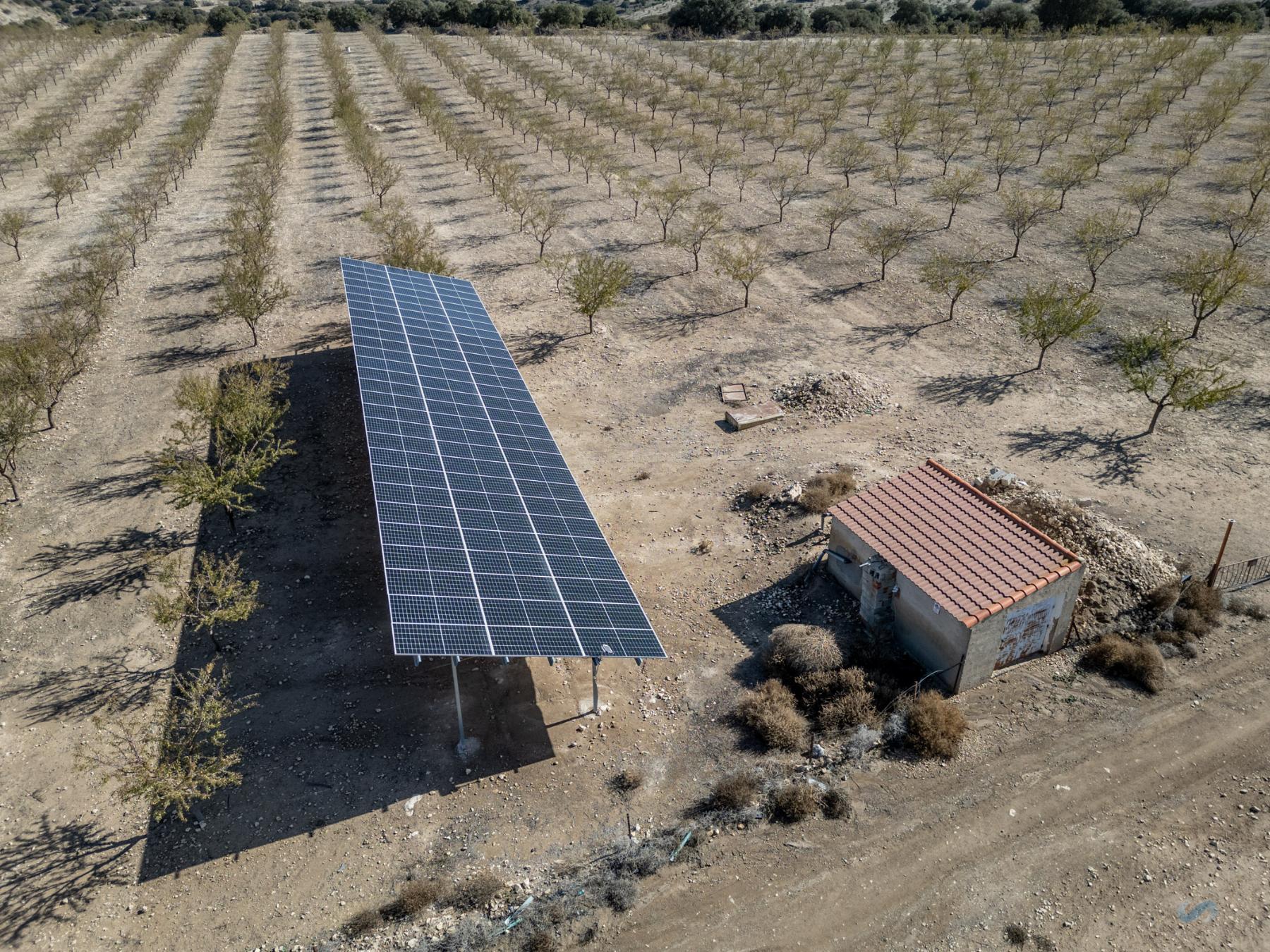 For sale of rural property in Alamedilla