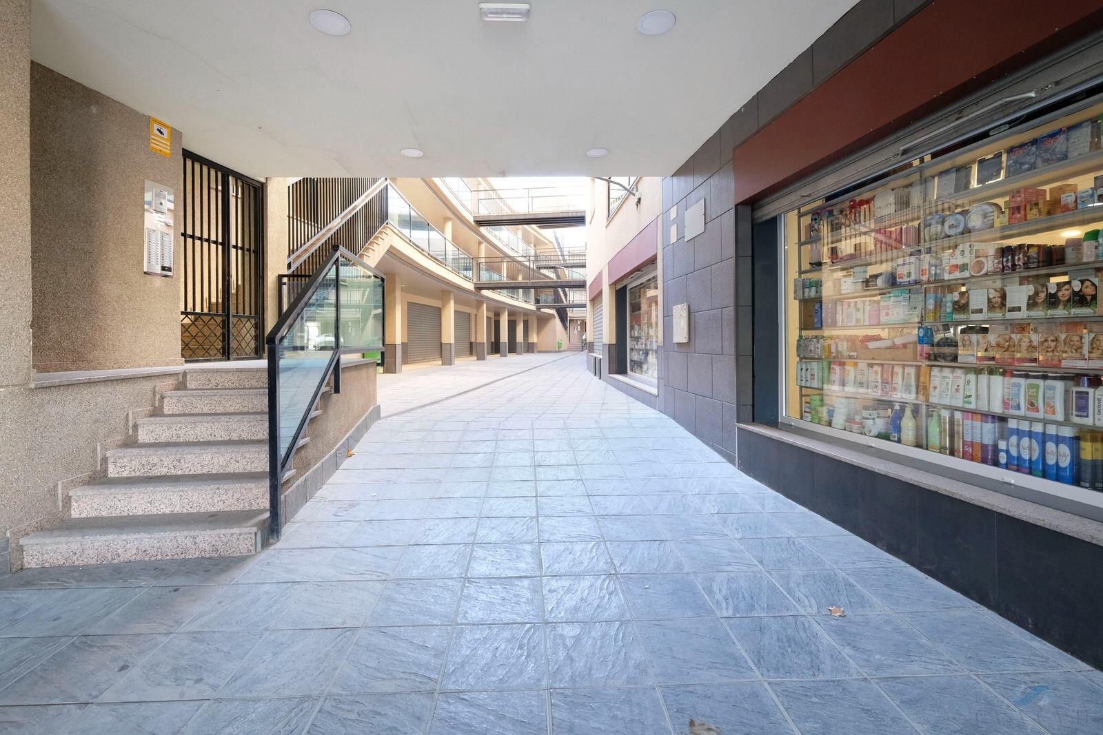 For sale of flat in Padul