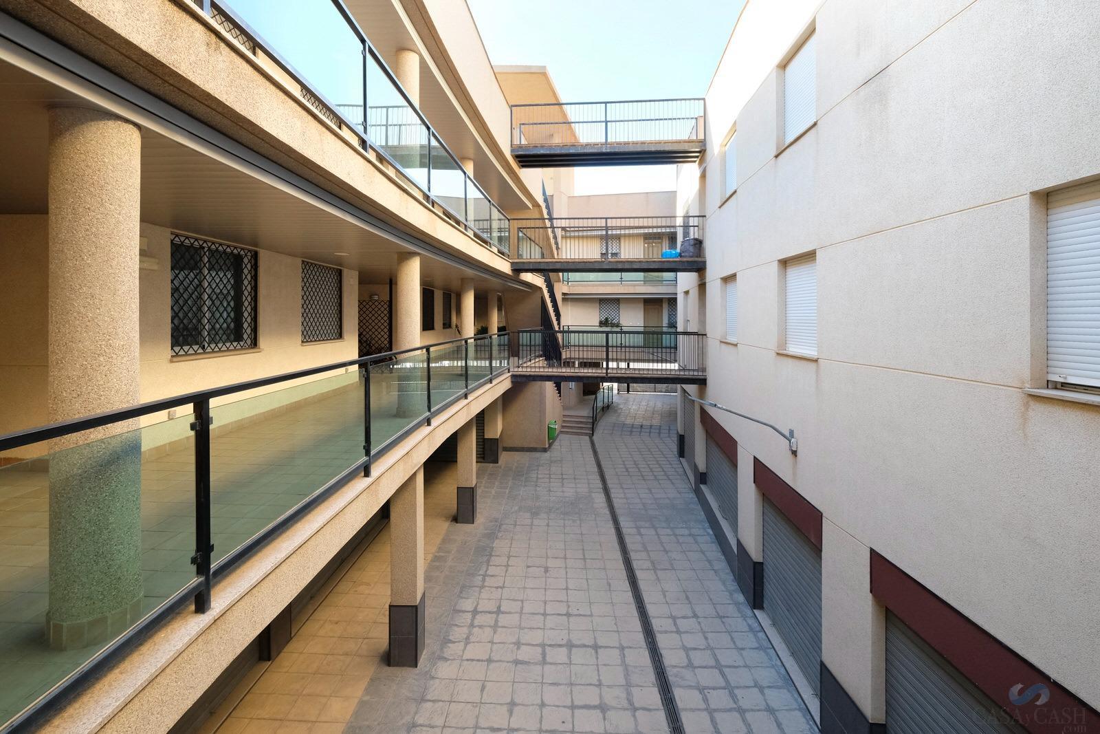 For sale of flat in Padul