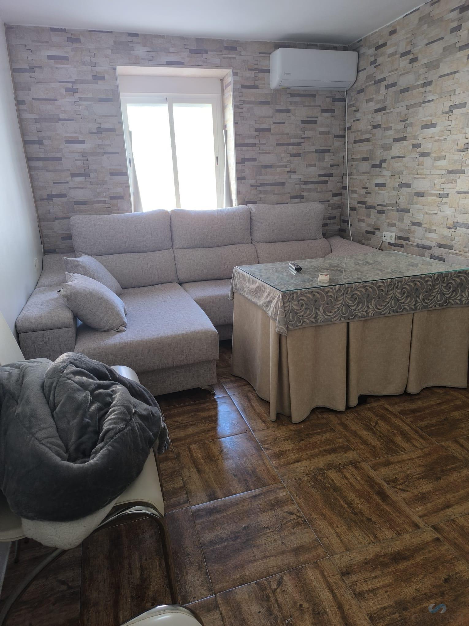 For sale of house in Chimeneas