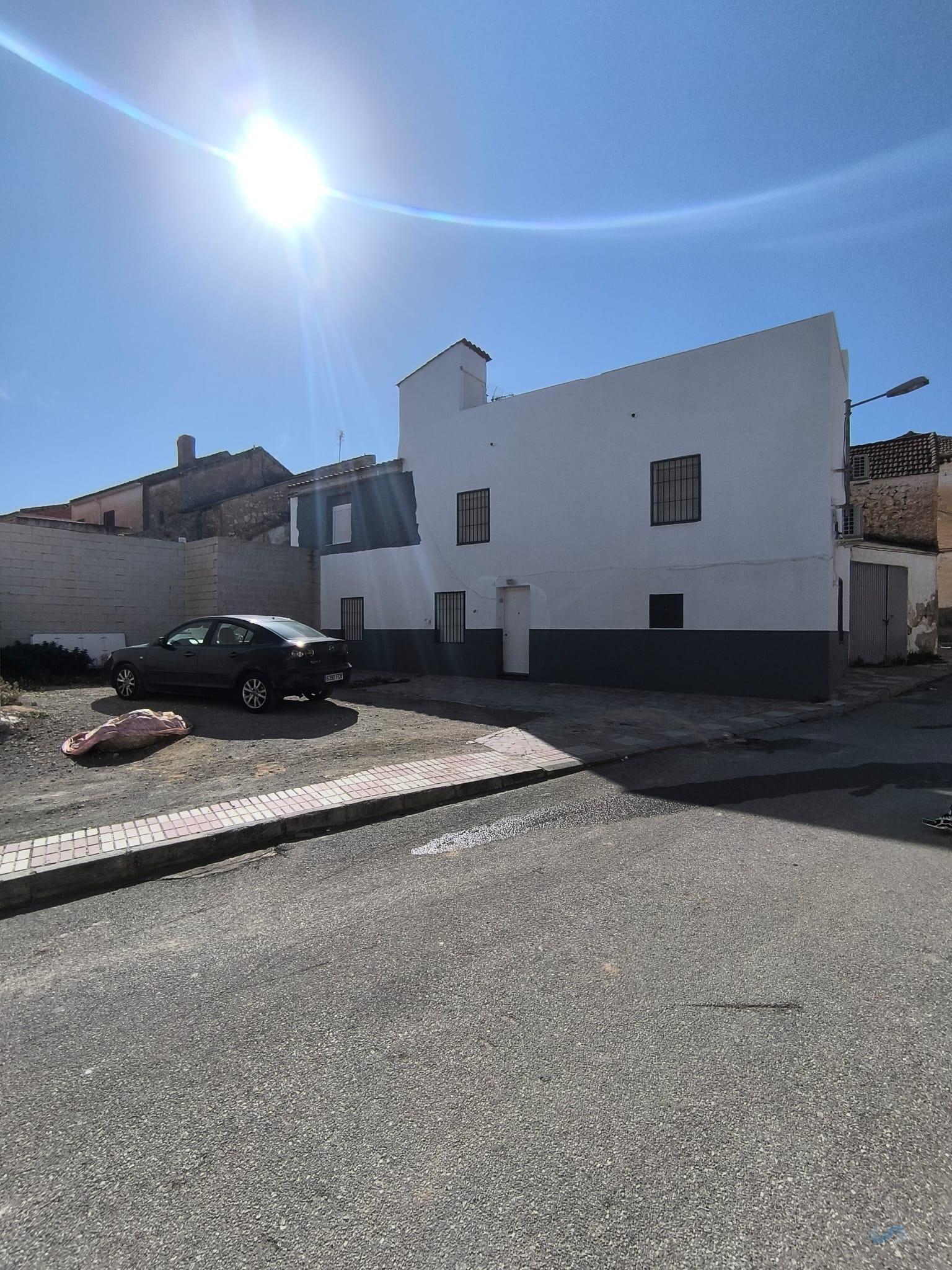 For sale of house in Chimeneas
