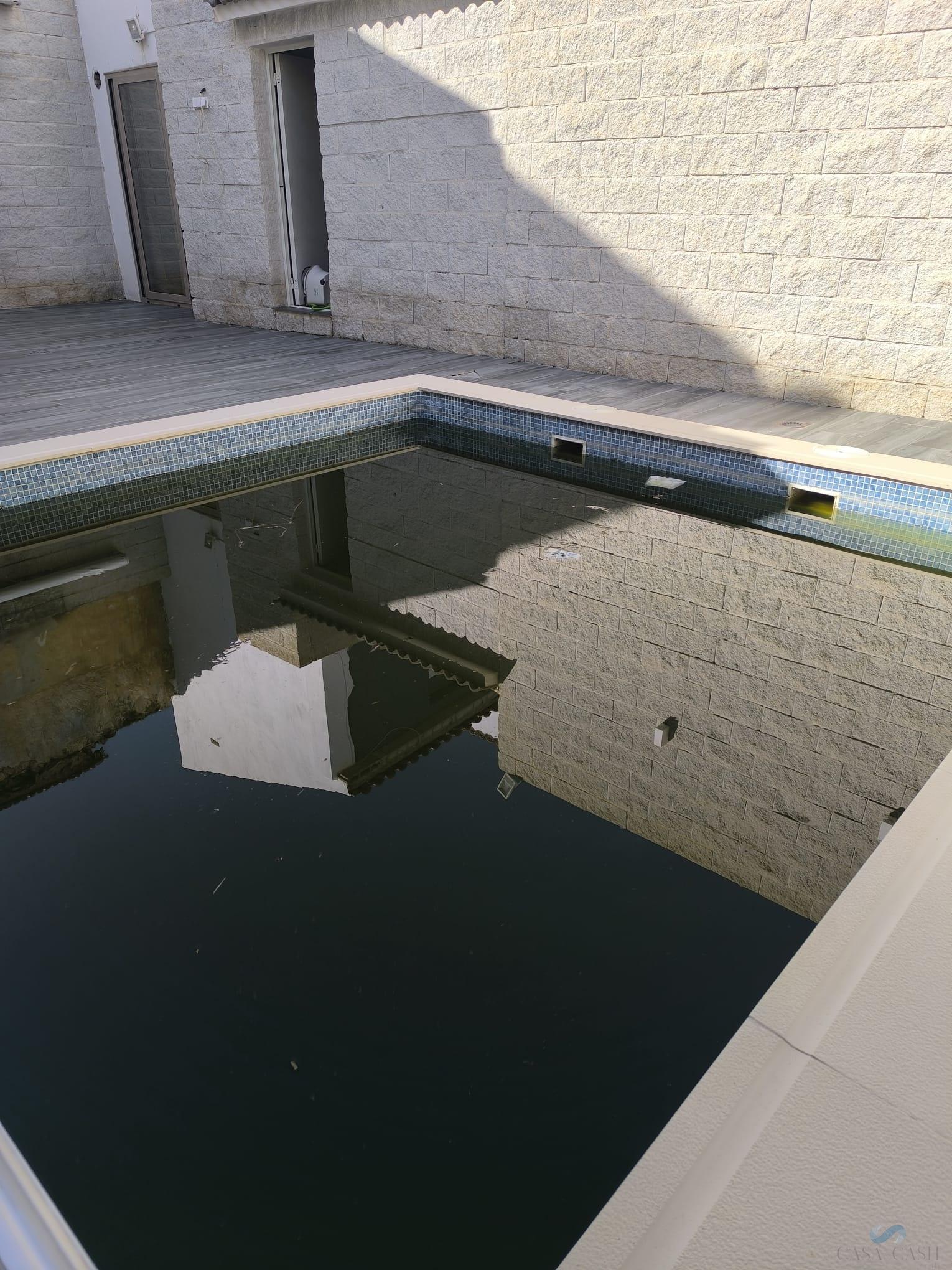 For sale of house in Chimeneas
