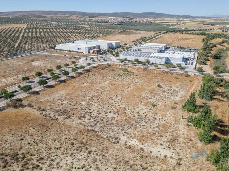 For sale of land in Escúzar