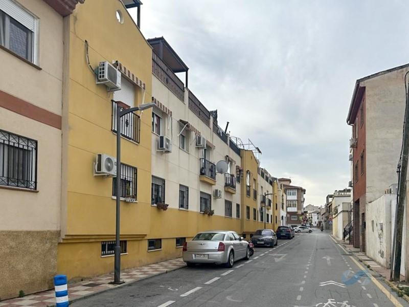 For sale of penthouse in Churriana de la Vega