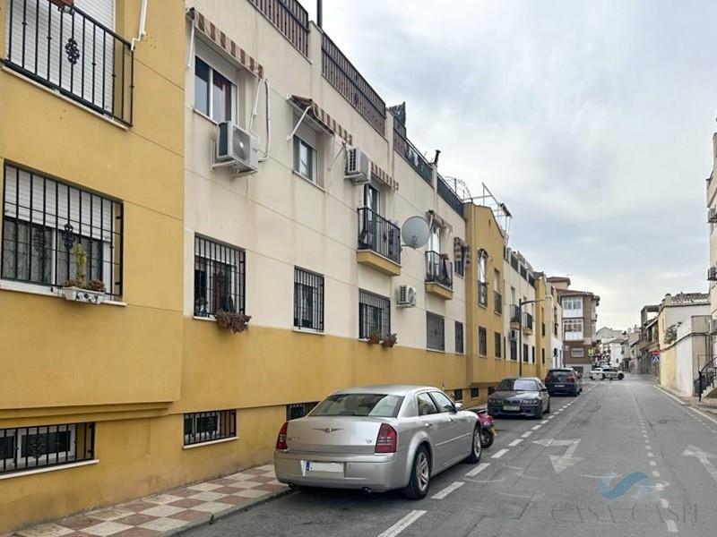 For sale of penthouse in Churriana de la Vega