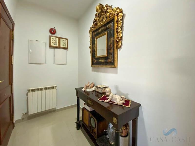 For sale of penthouse in Churriana de la Vega