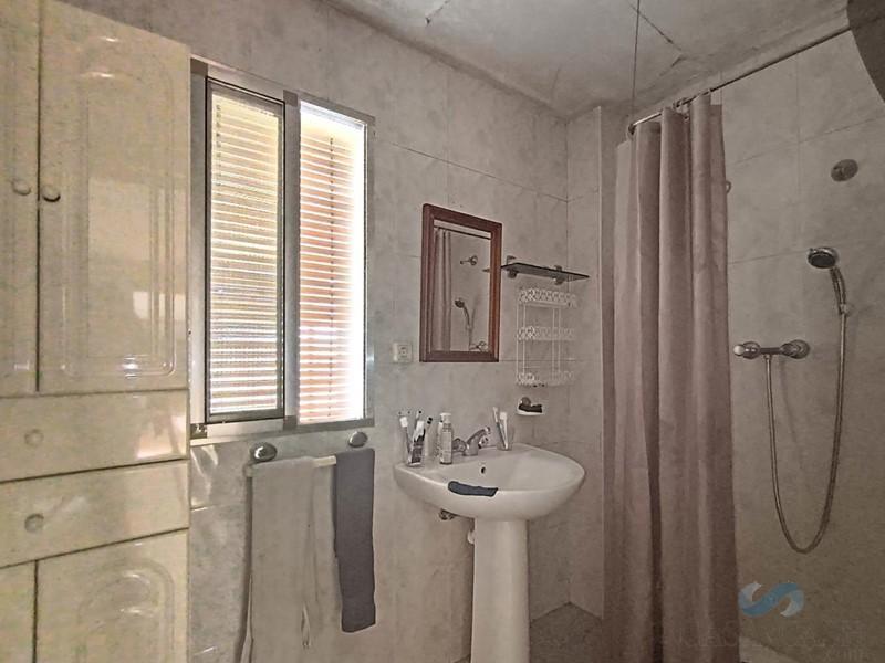For sale of house in Belicena