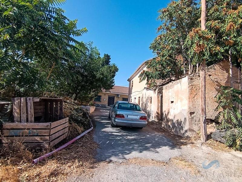 For sale of house in Belicena