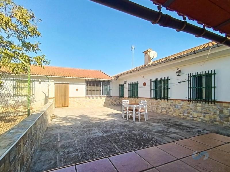 For sale of house in Belicena