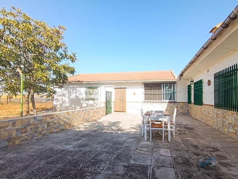 For sale of house in Belicena