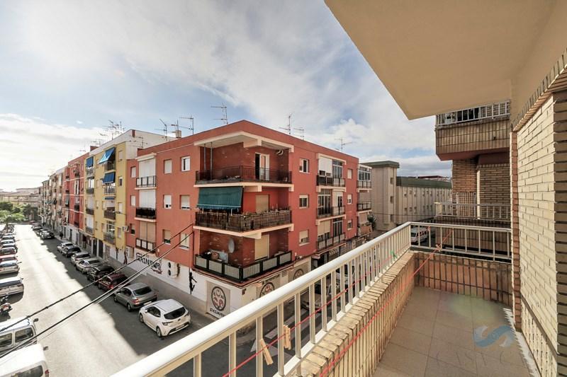 For sale of flat in Motril