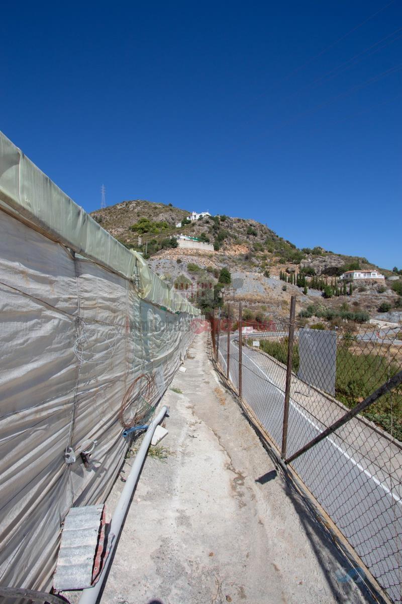 For sale of rural property in Gualchos