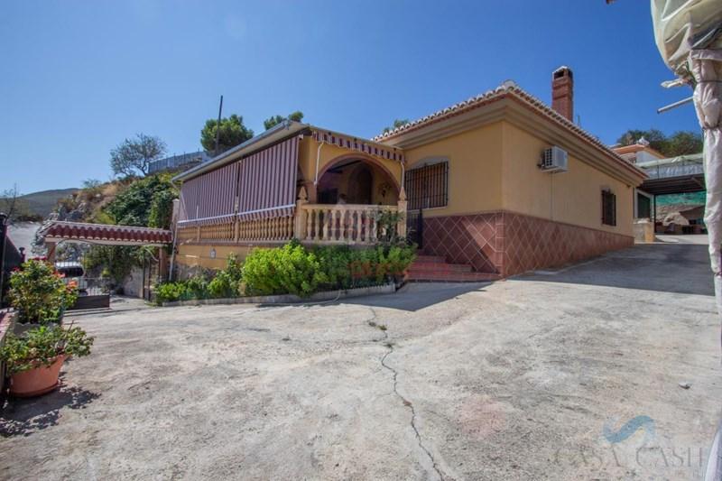 For sale of rural property in Gualchos