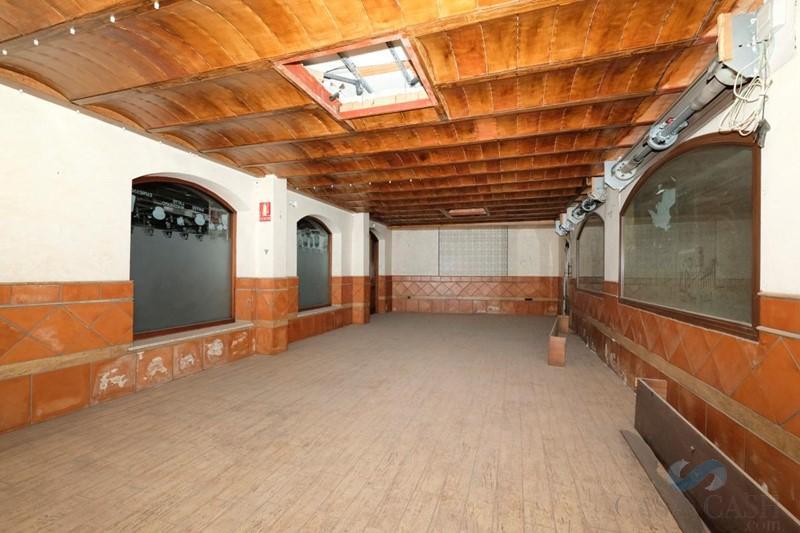 Venda de local comercial a Dúrcal