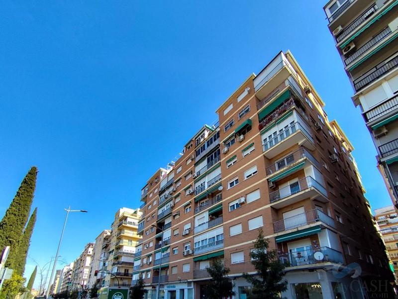 Venda de apartamento em Granada