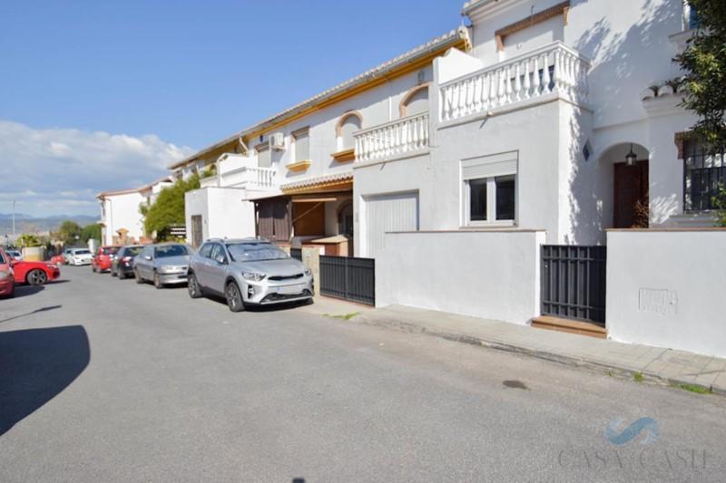 Venda de casa em Ogíjares