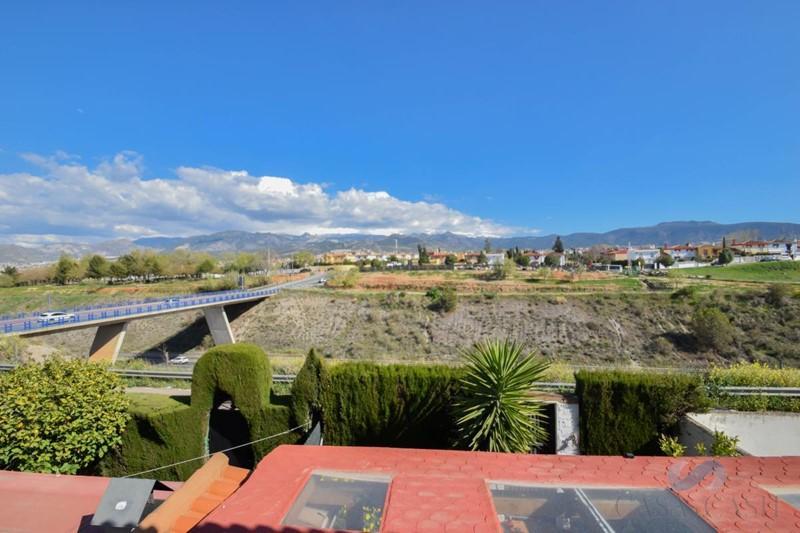 Venda de casa em Ogíjares