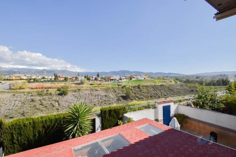 Venda de casa em Ogíjares