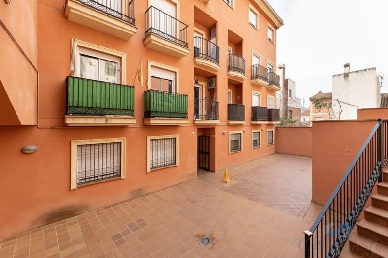 For sale of flat in Albolote