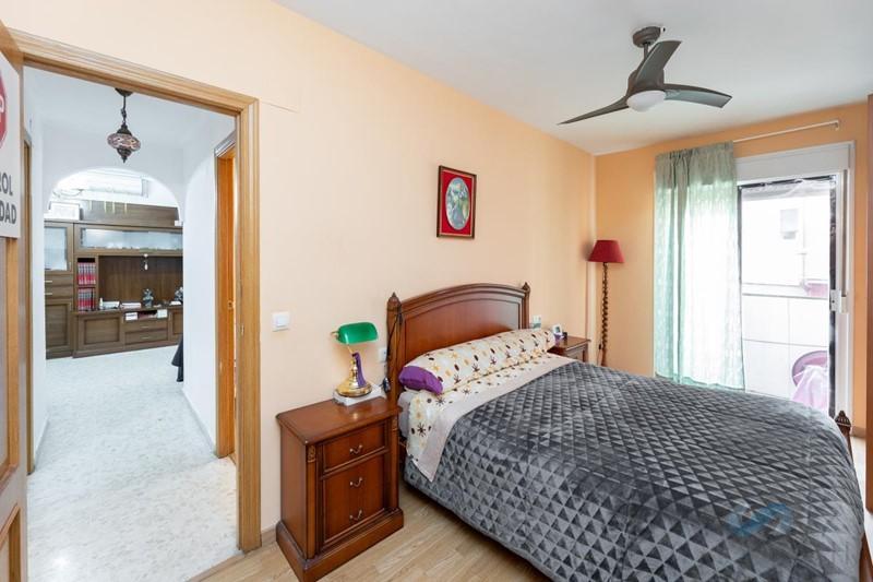 For sale of flat in Albolote