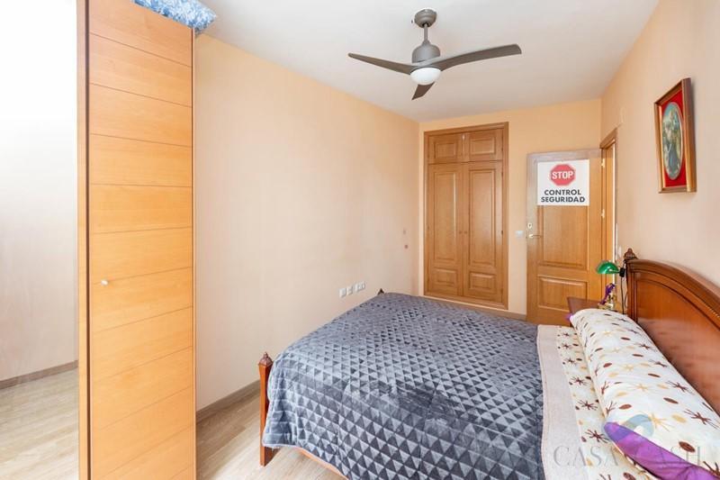 For sale of flat in Albolote