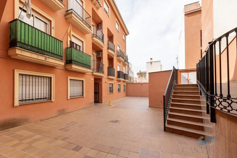 For sale of flat in Albolote