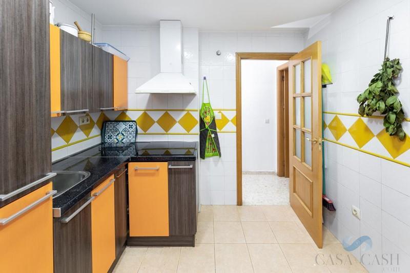 For sale of flat in Albolote