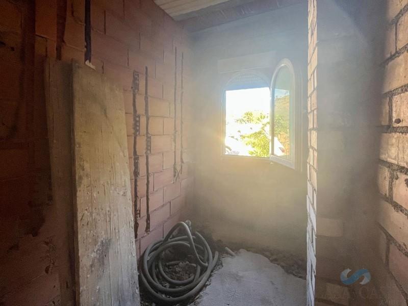 Venta de casa en Vélez de Benaudalla Venta de casa en Vélez de Benaudalla