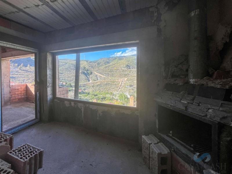 Venta de casa en Vélez de Benaudalla Venta de casa en Vélez de Benaudalla