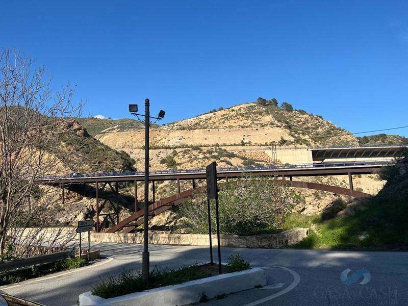 Venta de casa en Vélez de Benaudalla Venta de casa en Vélez de Benaudalla