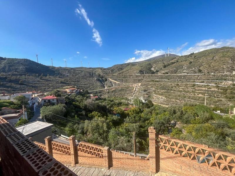 Venta de casa en Vélez de Benaudalla Venta de casa en Vélez de Benaudalla