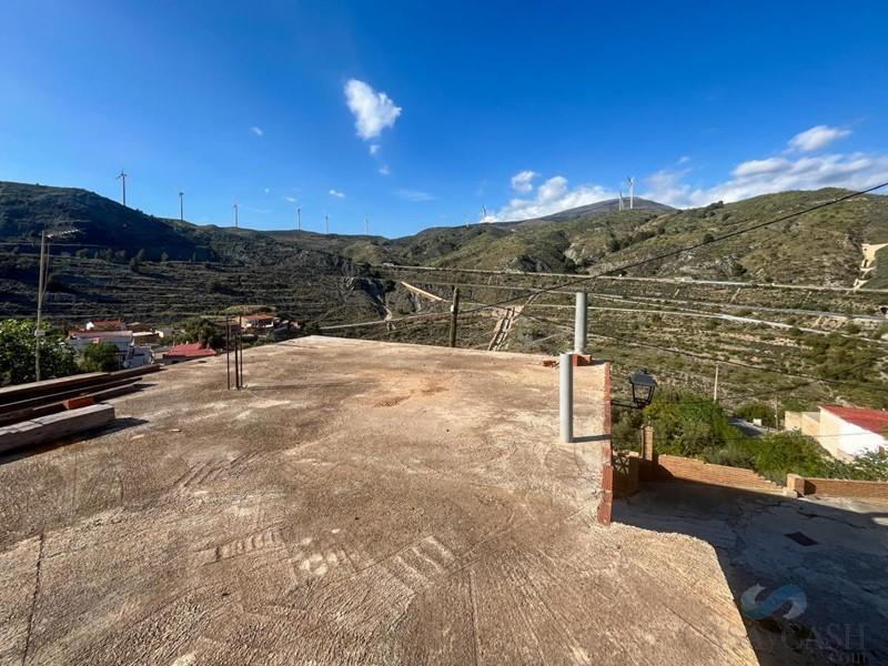 Venta de casa en Vélez de Benaudalla Venta de casa en Vélez de Benaudalla