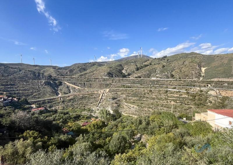 Venta de casa en Vélez de Benaudalla Venta de casa en Vélez de Benaudalla