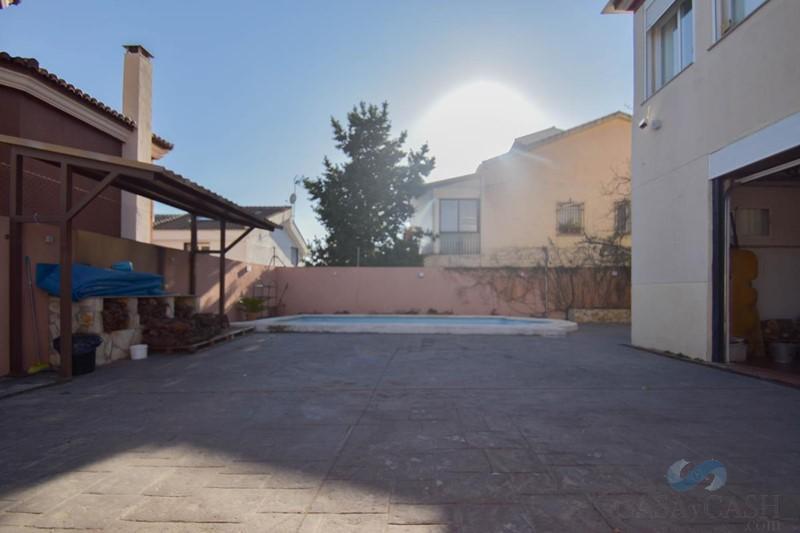 Venta de chalet en Albolote Venta de chalet en Albolote