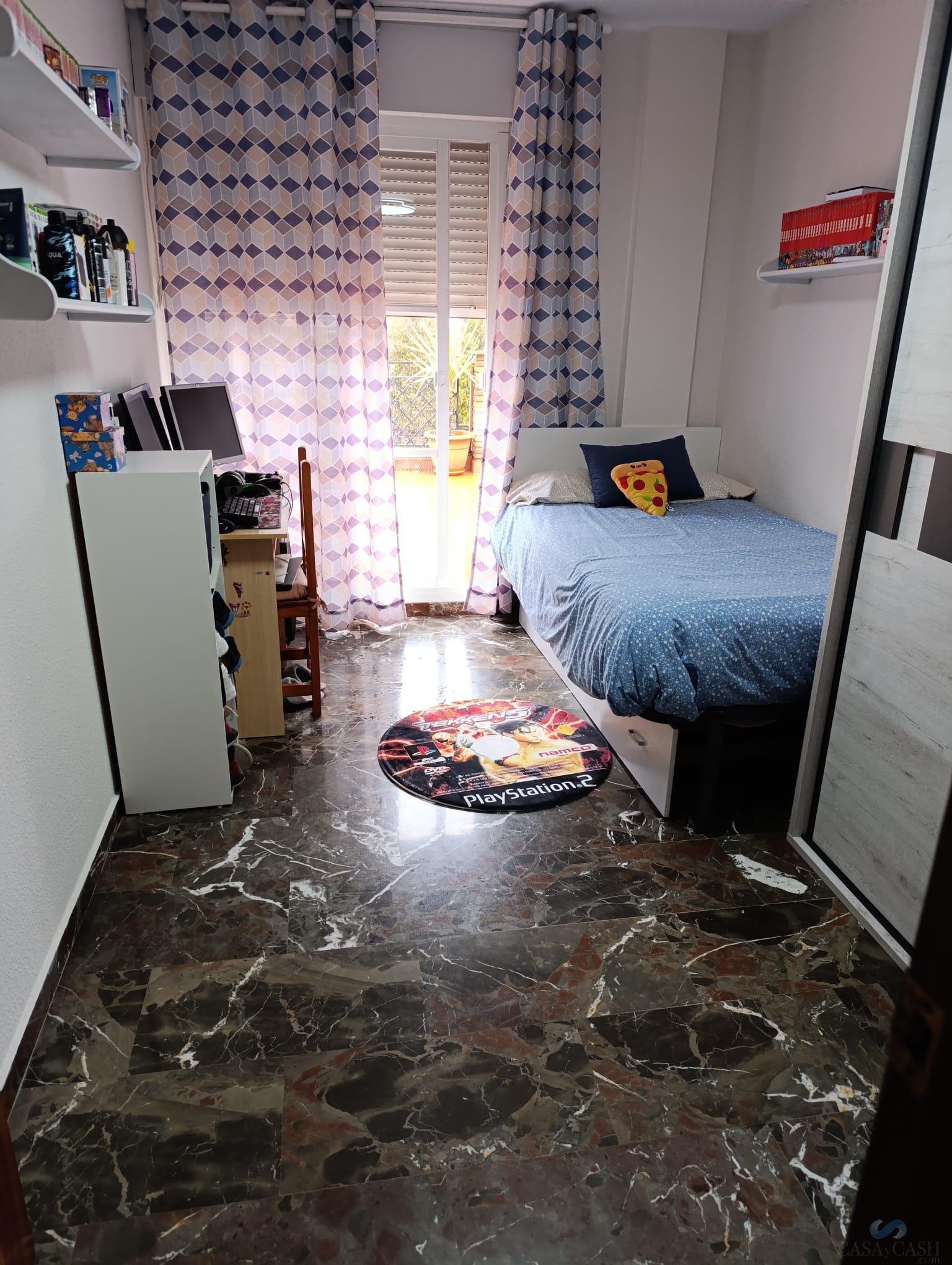 Venta de Ático en La Zubia