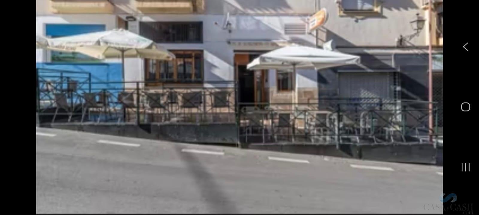 Venta de local en La Zubia