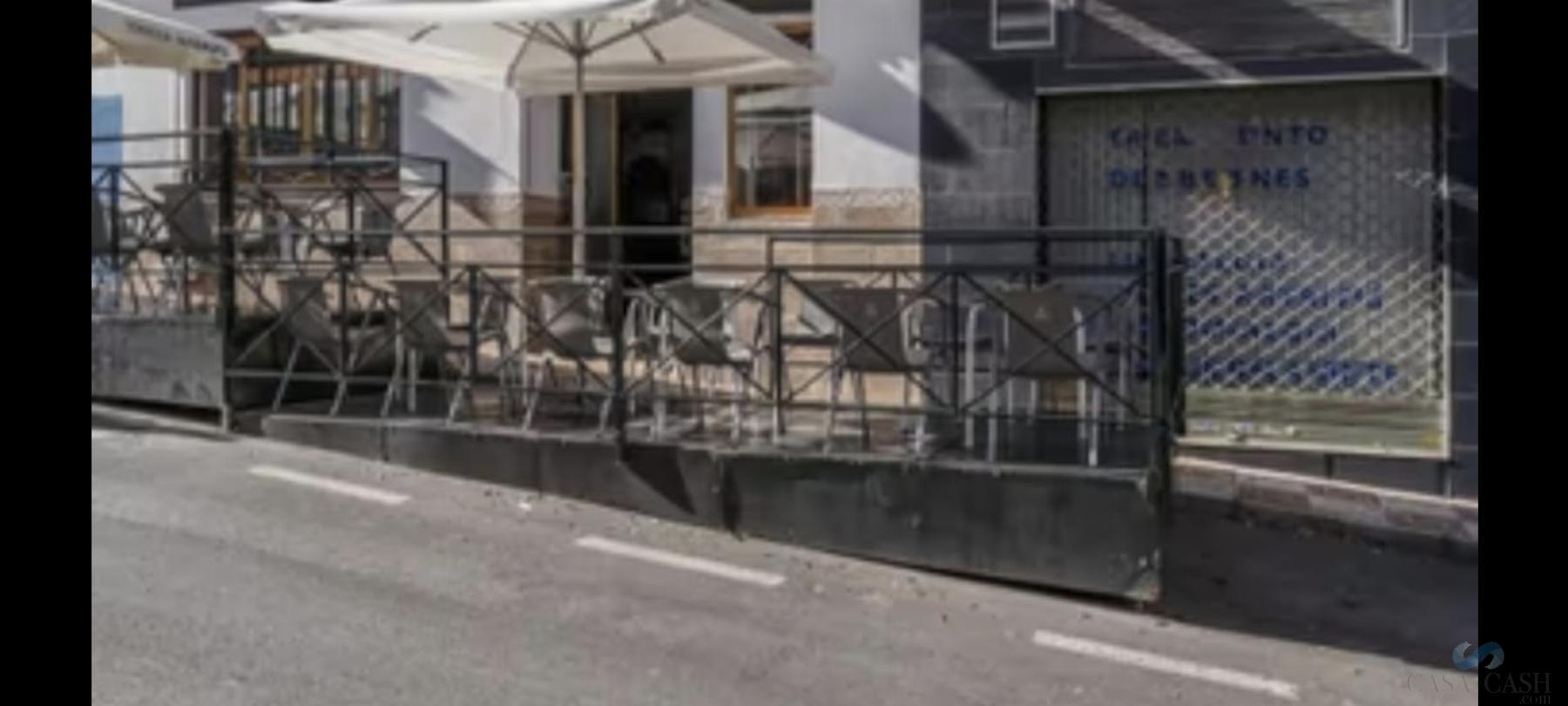 Venta de local en La Zubia