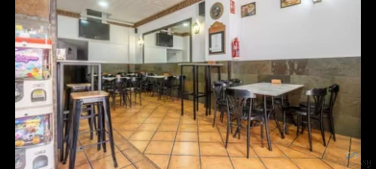 Venta de local en La Zubia