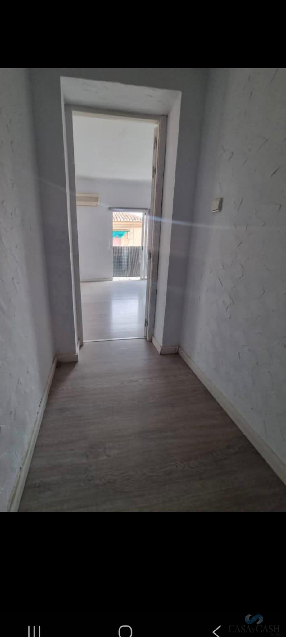 Venta de piso en Granada