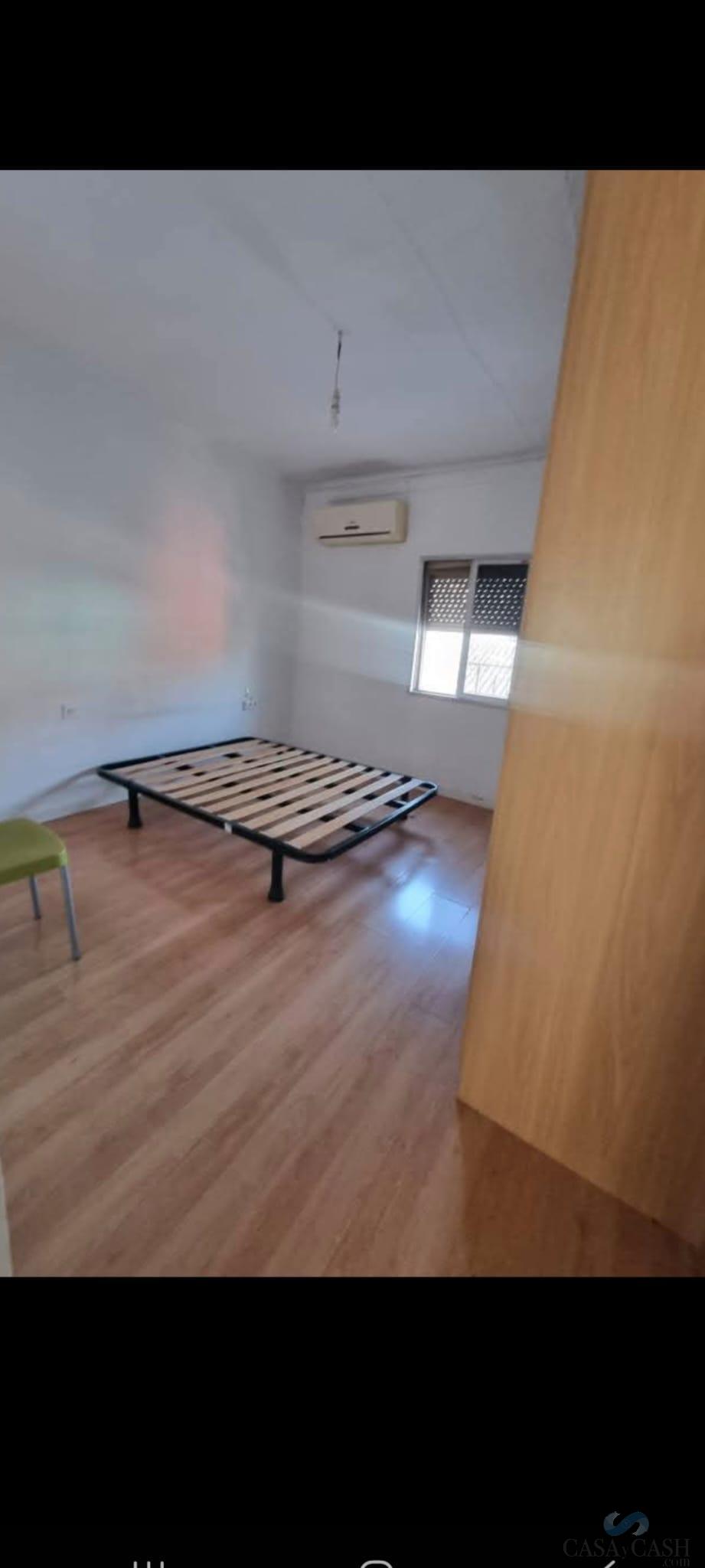 Venta de piso en Granada