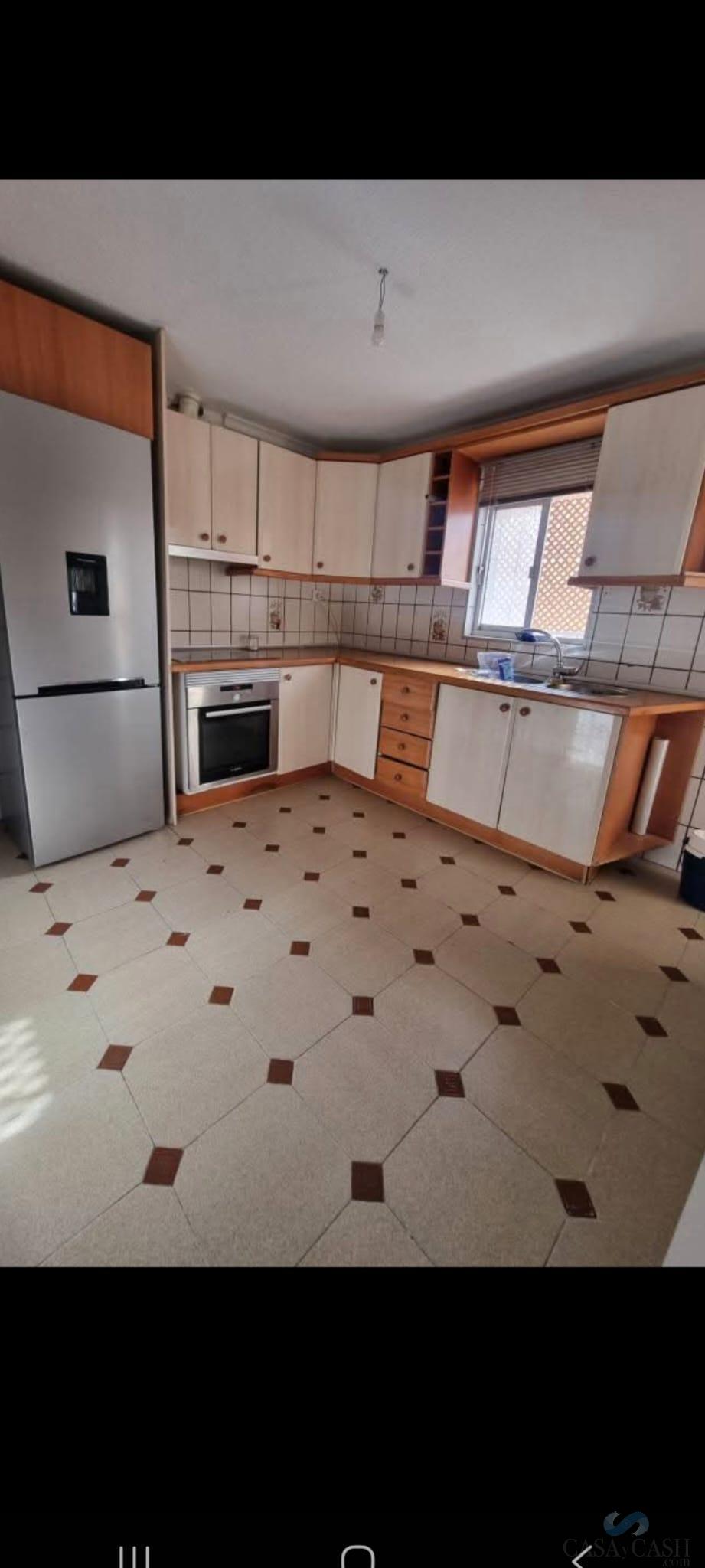 Venta de piso en Granada