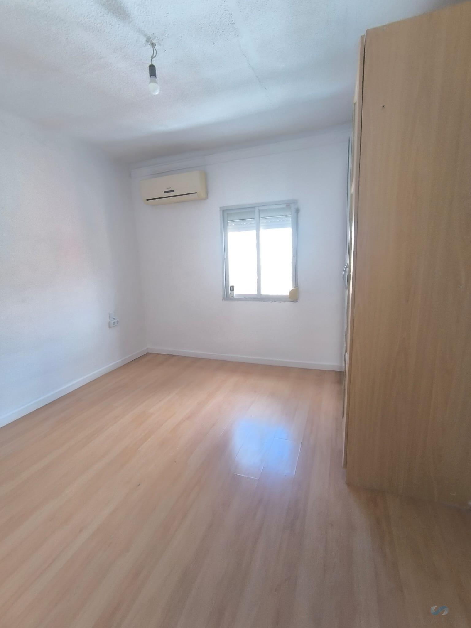 Venta de piso en Granada