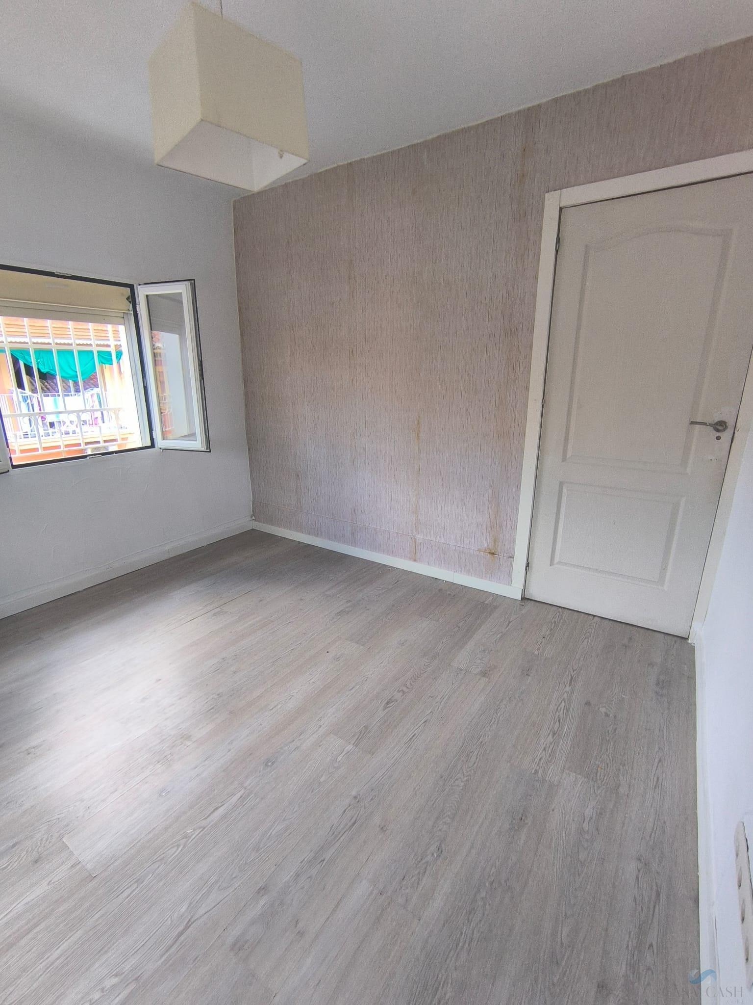 Venta de piso en Granada