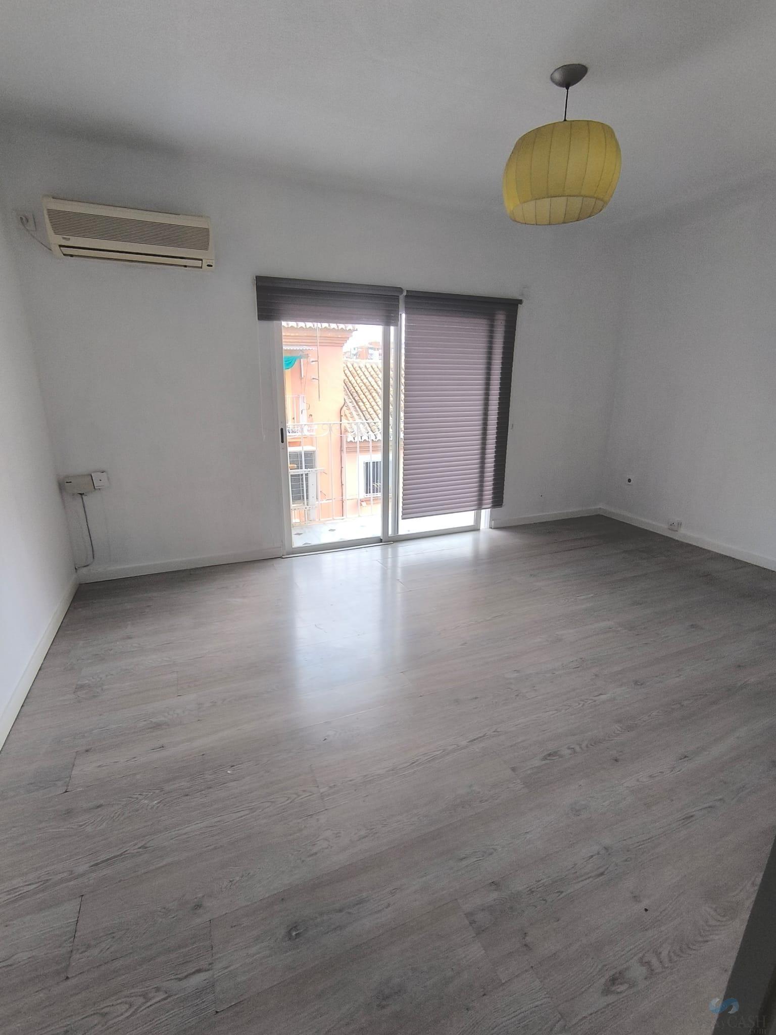 Venta de piso en Granada