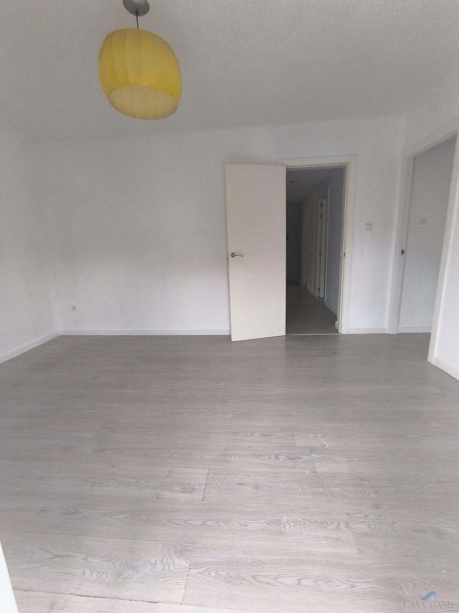 Venta de piso en Granada