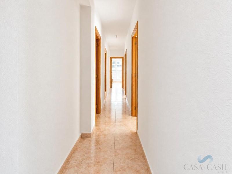 Venta de piso en Granada